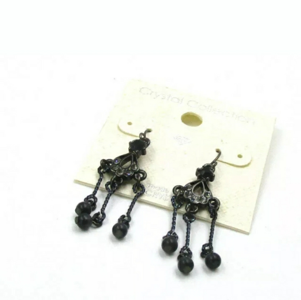 New Crystal Collection Shiney Dangle Earrings.